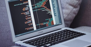 Разработка программного обеспечения в Тихвине в июле